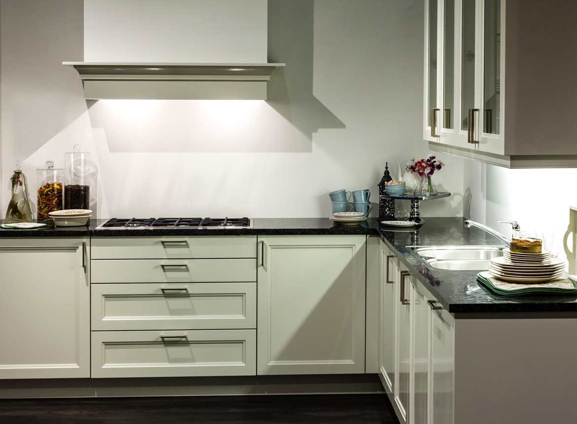 Hoogglans keuken. landelijk. db keukens
