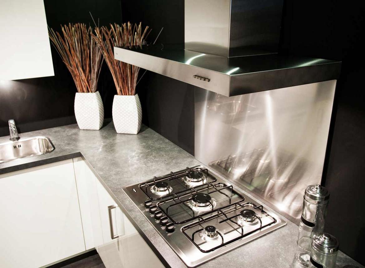 Hoogglans keuken. keuken van nu, blijft lang mooi. db keukens