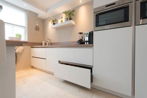 Keukenrenovatie in heel Nederland met eigen monteurs – DB Keukens Keuken Aanrecht Verlichting : Keukenrenovatie in heel Nederland met eigen monteurs – DB Keukens
