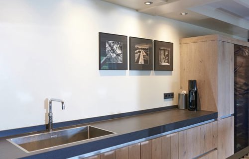 Luxe keuken met eiland, keramiek werkblad