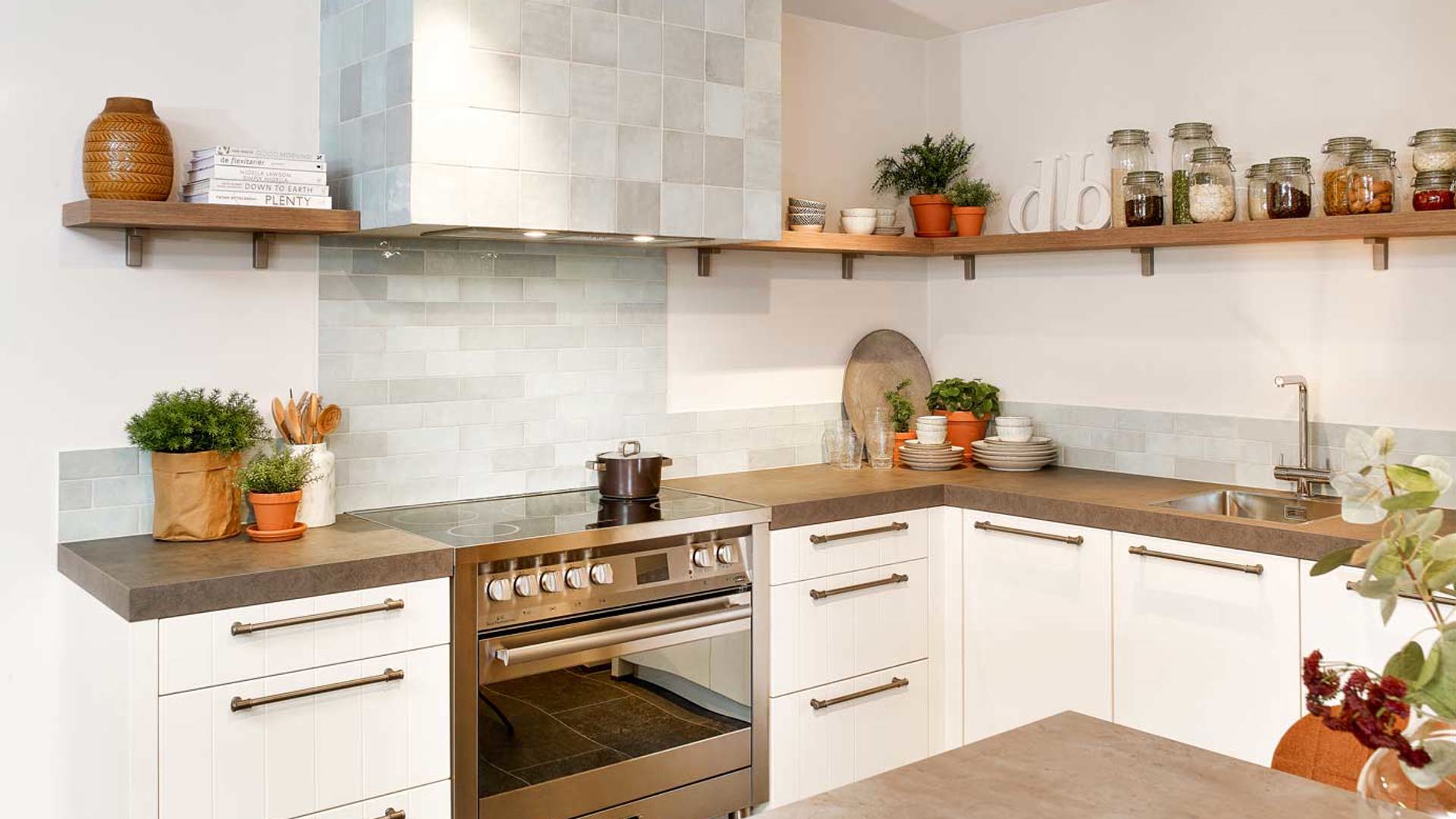 Keuken met inductie fornuis