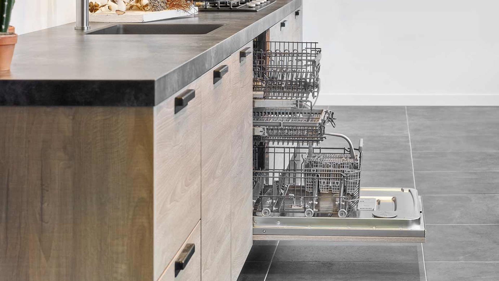 Stoere keuken met vaatwasser