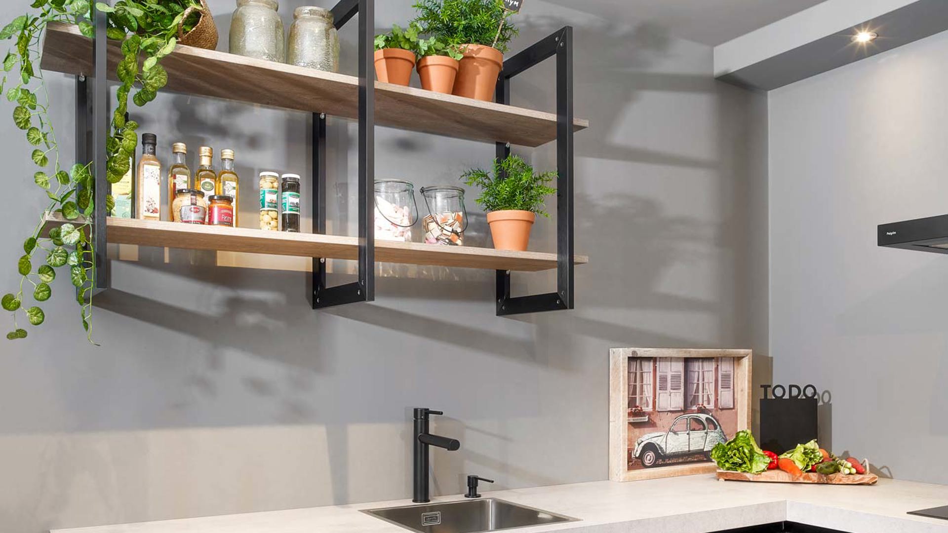 Wandrek keuken met moestuin
