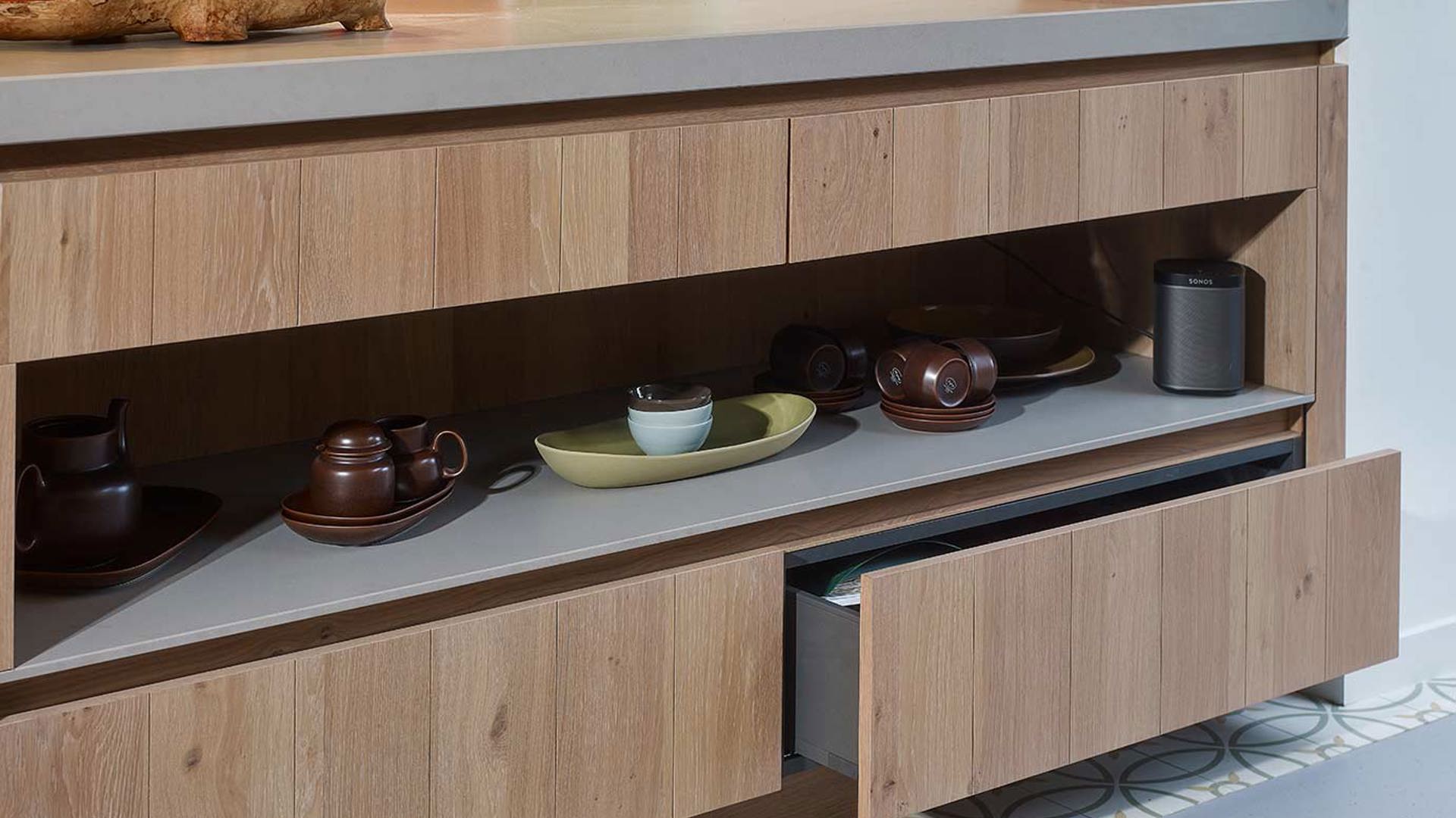 Houten moderne keuken Rotterdam, nis eiland