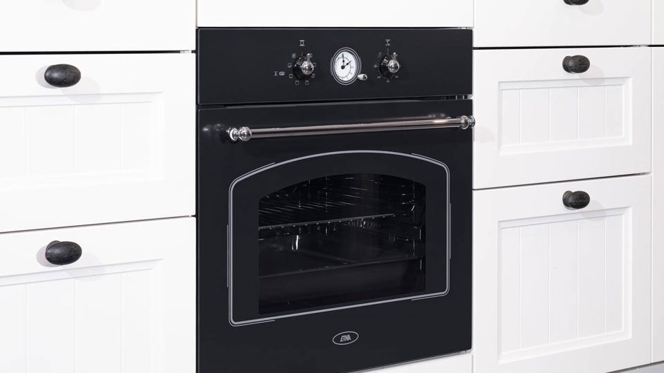 Klassiek fornuis in keuken