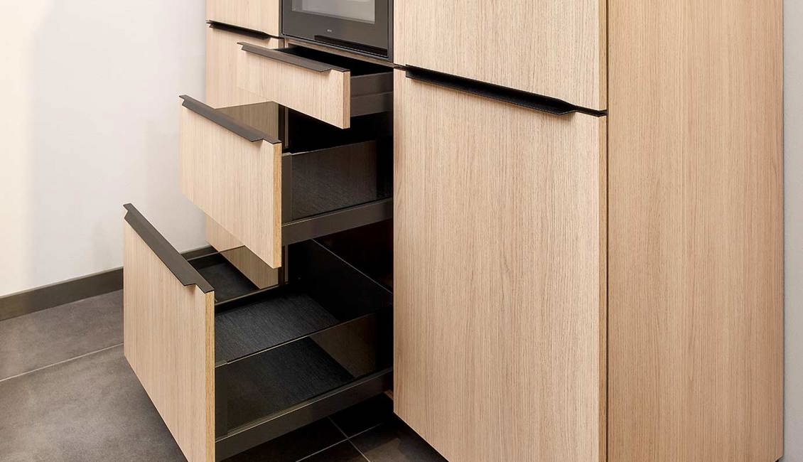 Parallelle houten keuken, laden