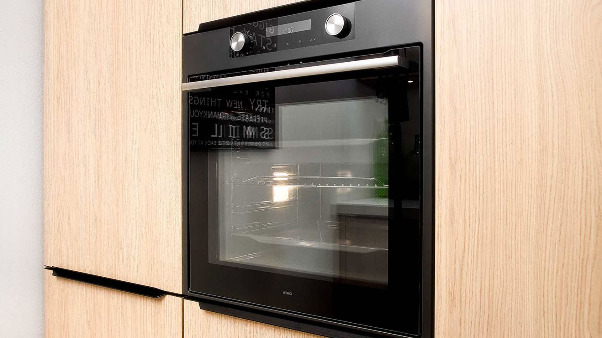 Parallelle houten keuken, oven