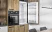 Landelijk moderne keuken, houten front en koelkast