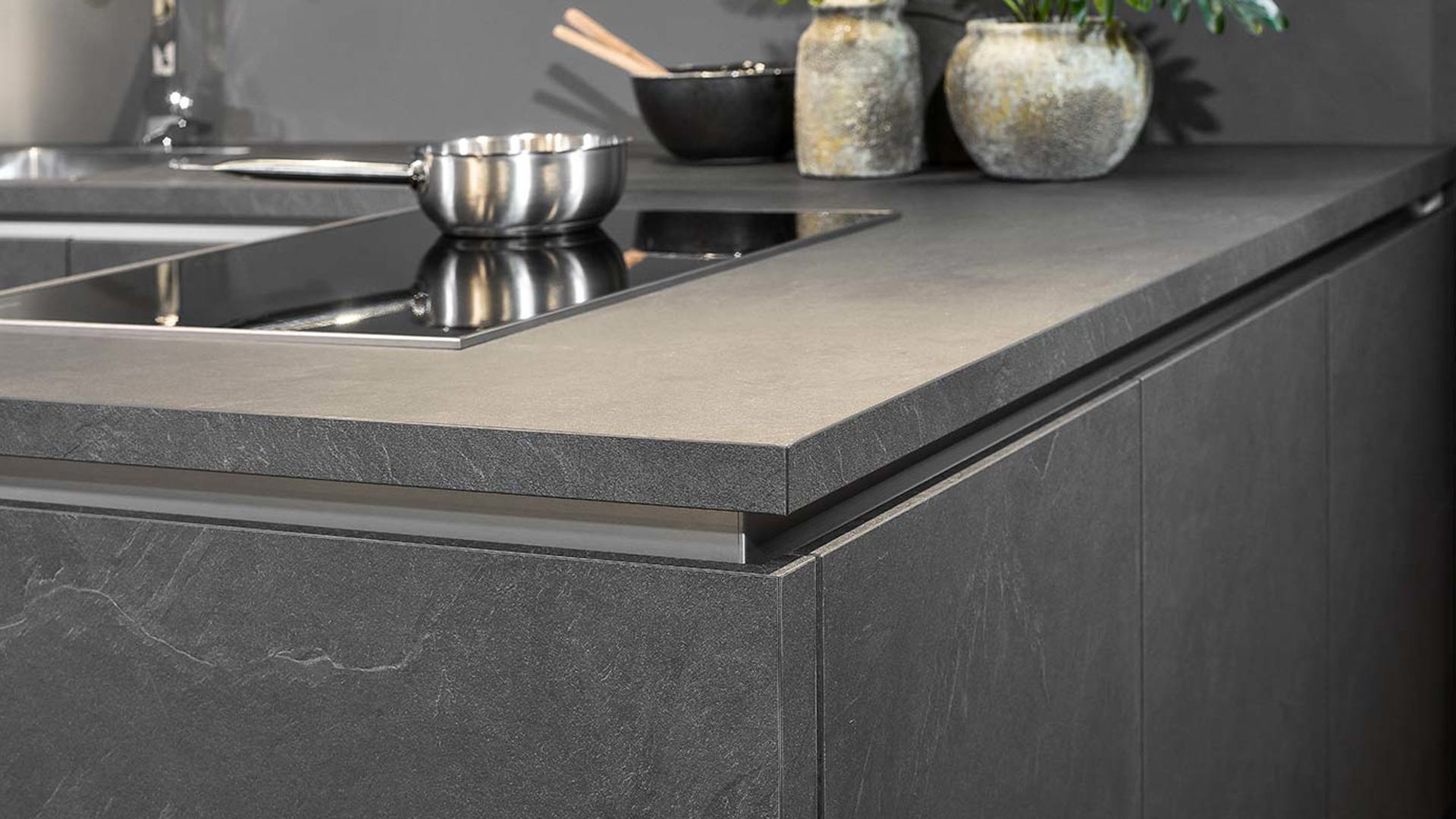 Compacte luxe keuken, werkblad kunststof