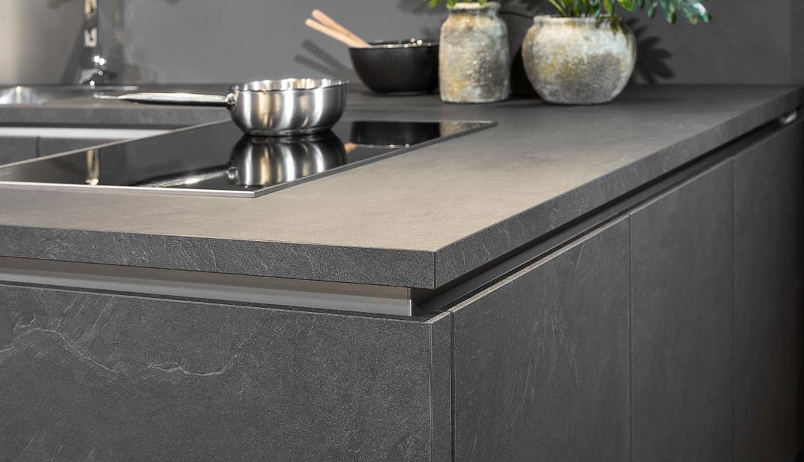 Compacte luxe keuken, werkblad kunststof