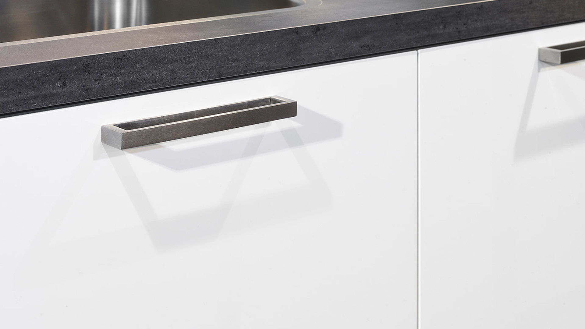 Witte tijdloze keuken, werkblad Greenpanel