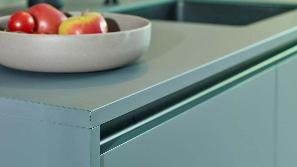 Moderne groene keuken, ultra mat fenix