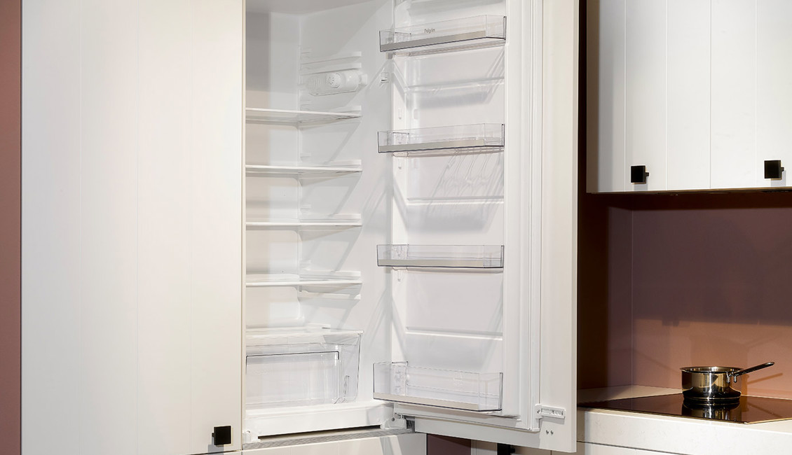 Modern landelijke keuken, koelkast
