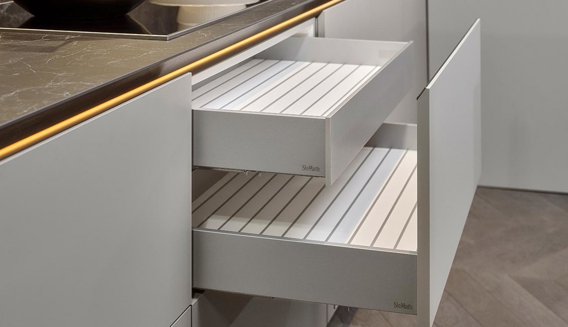 SieMatic SLX kookplaat met lade en binnenladen