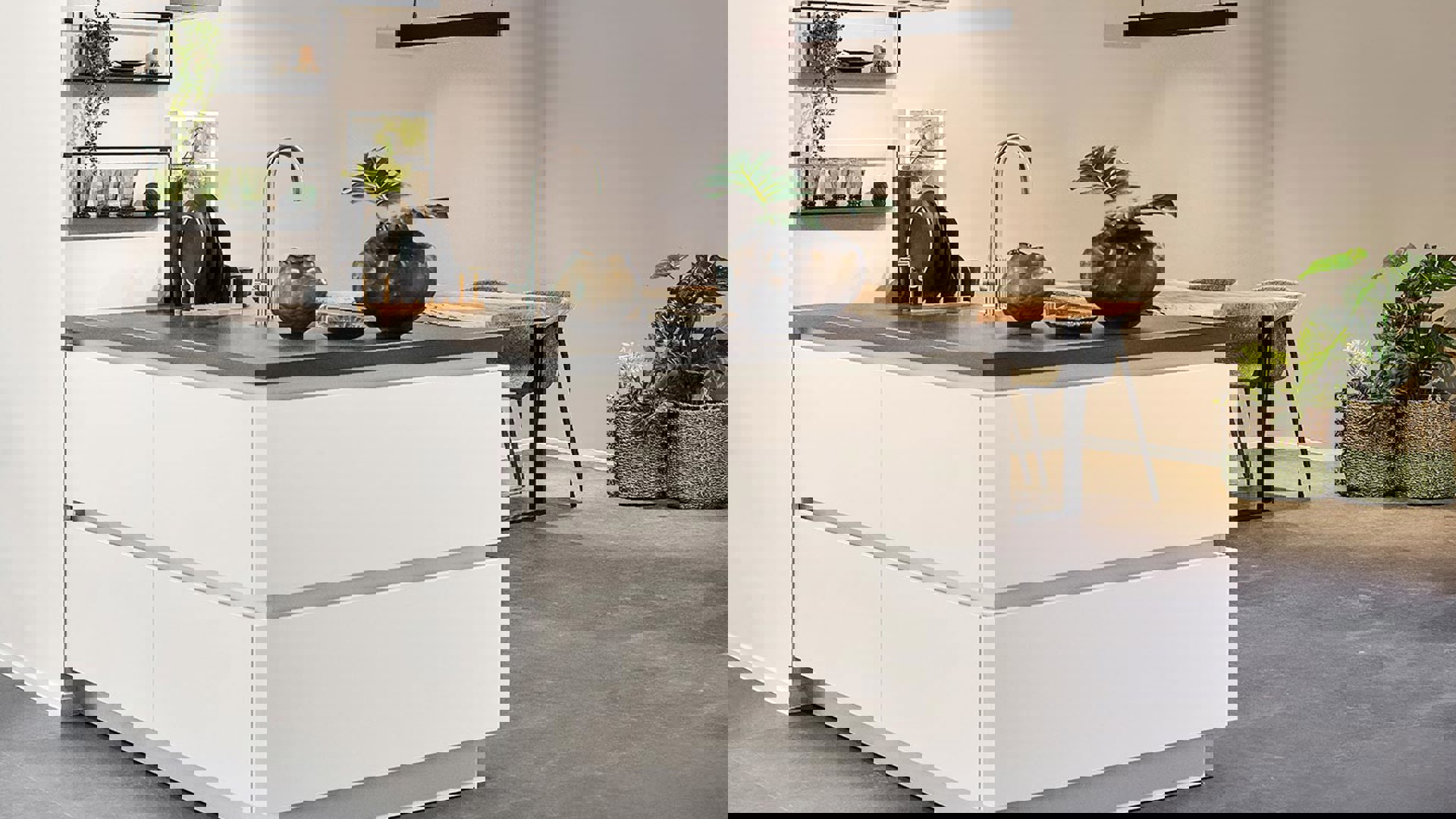 Rechte witte keuken, greeploos