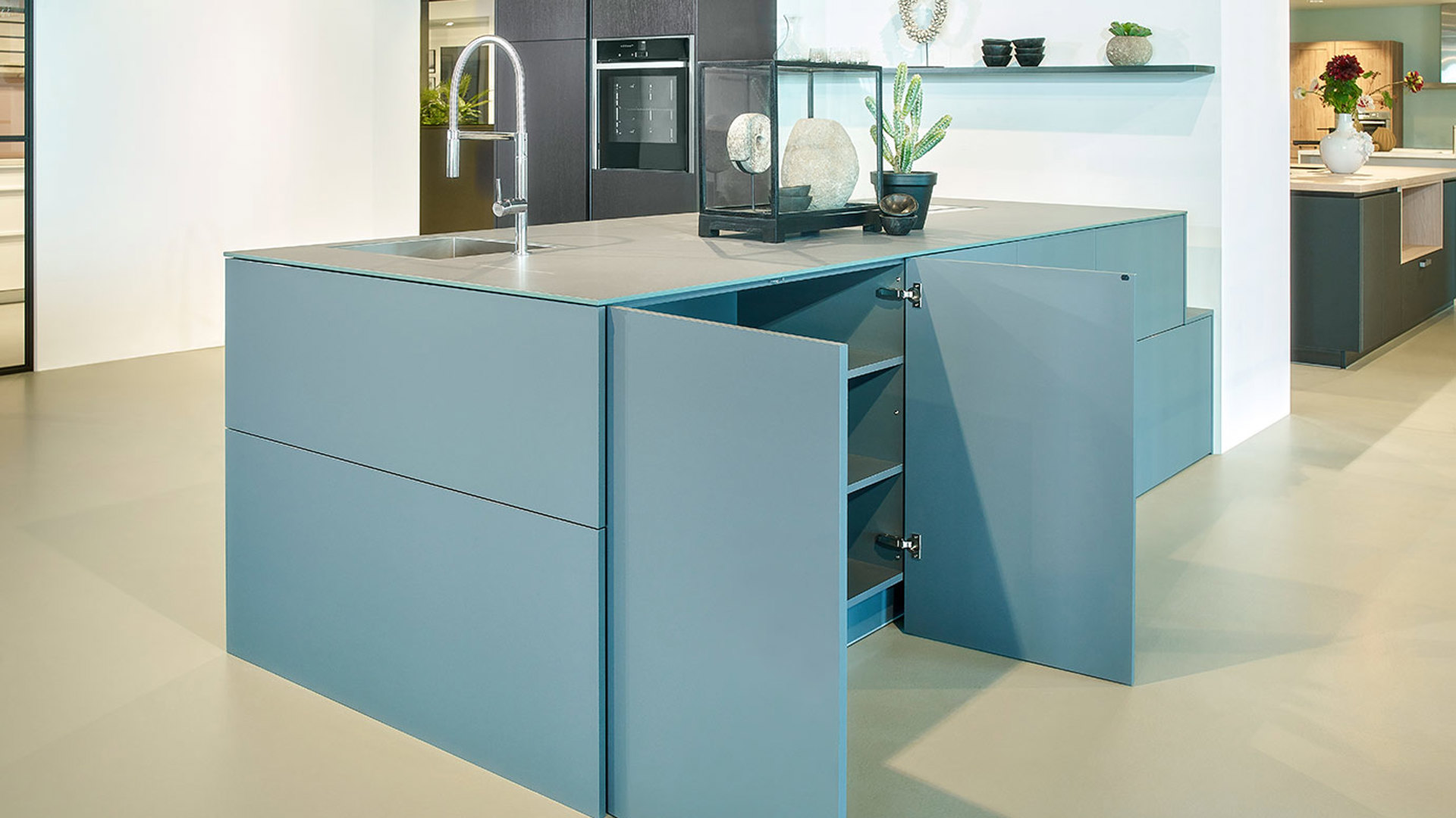 Moderne groene keuken, kasten