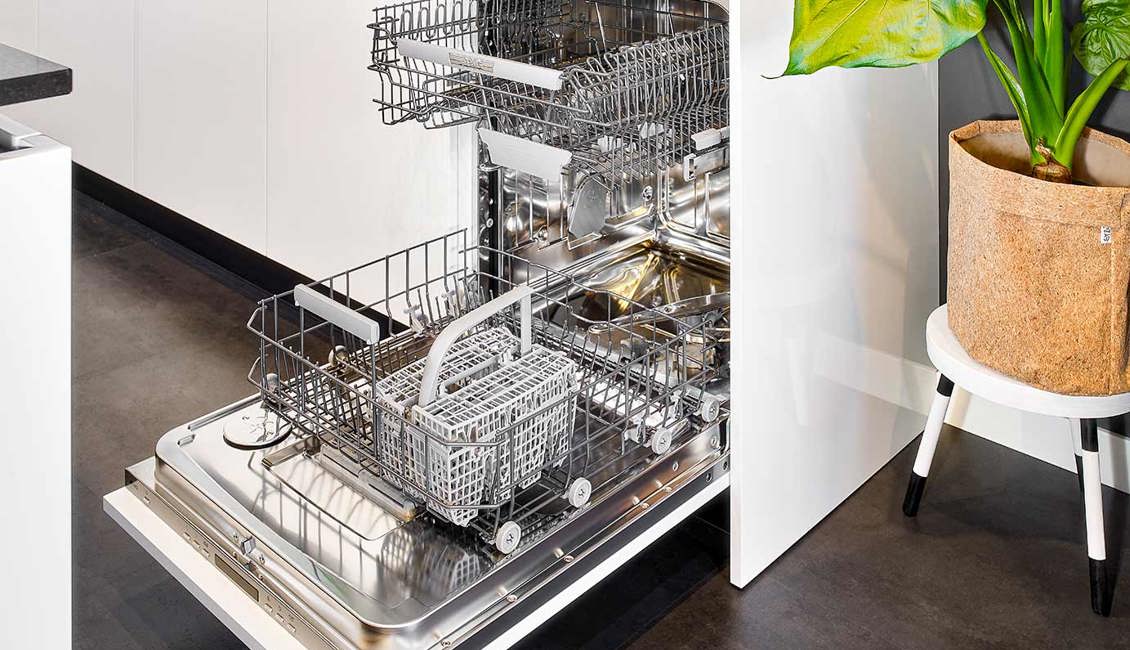 Witte hoogglans keuken, greeploos