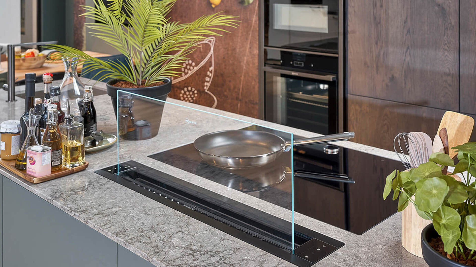 Keuken met glassdraft