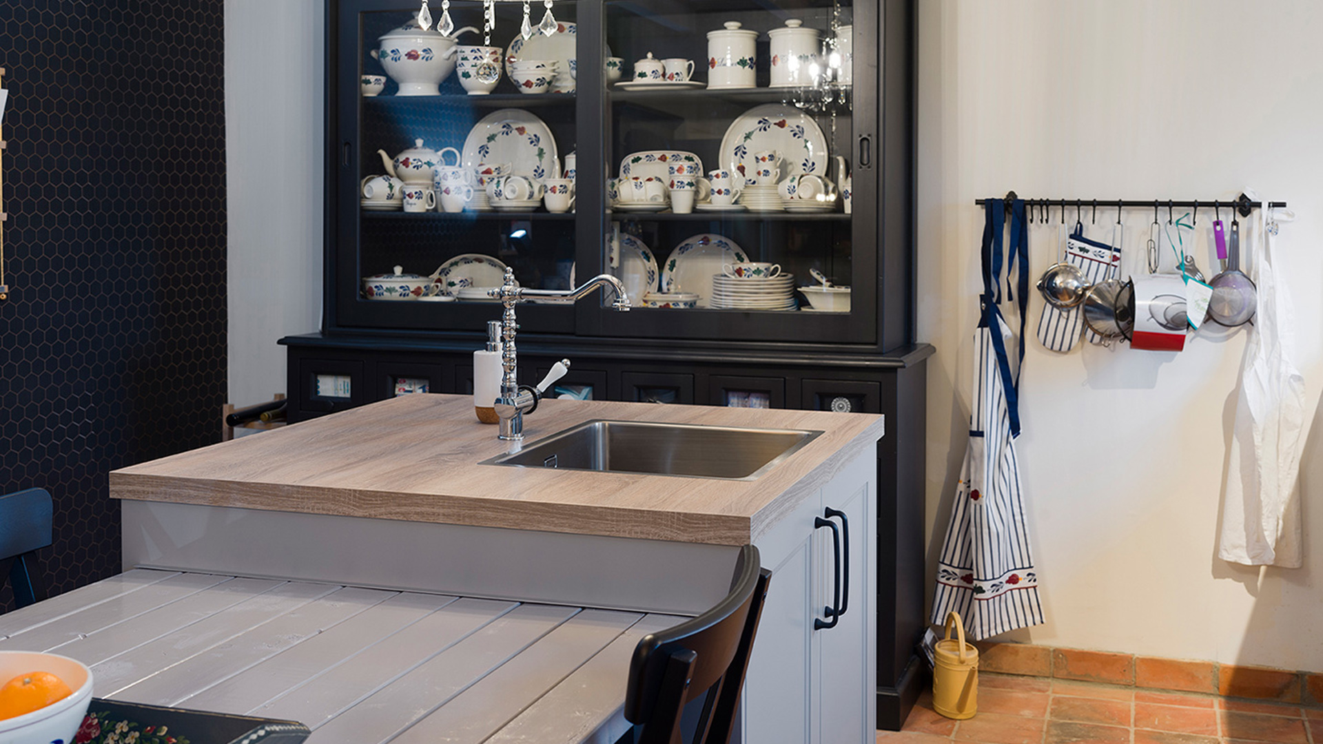 Keuken met twee eilanden in Kattendijke