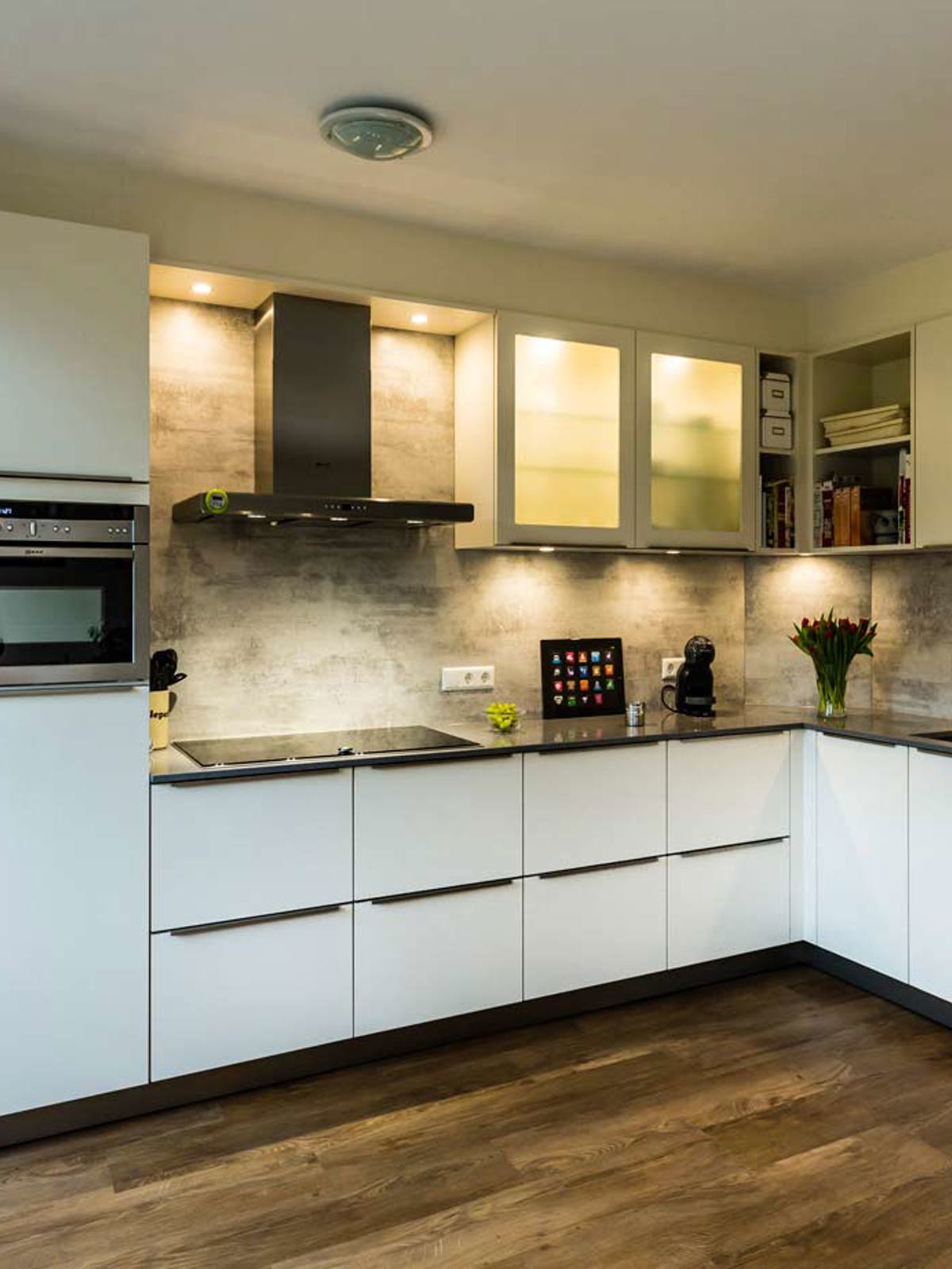 In SieMatic keuken zijn nieuwste technieken subtiel verwerkt Dhr. en mevr. Riehl uit Vinkeveen