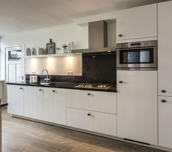 witte keuken met grijs blad witte keuken met zwart blad witte keuken met grijs blad witte keuken met zwart blad