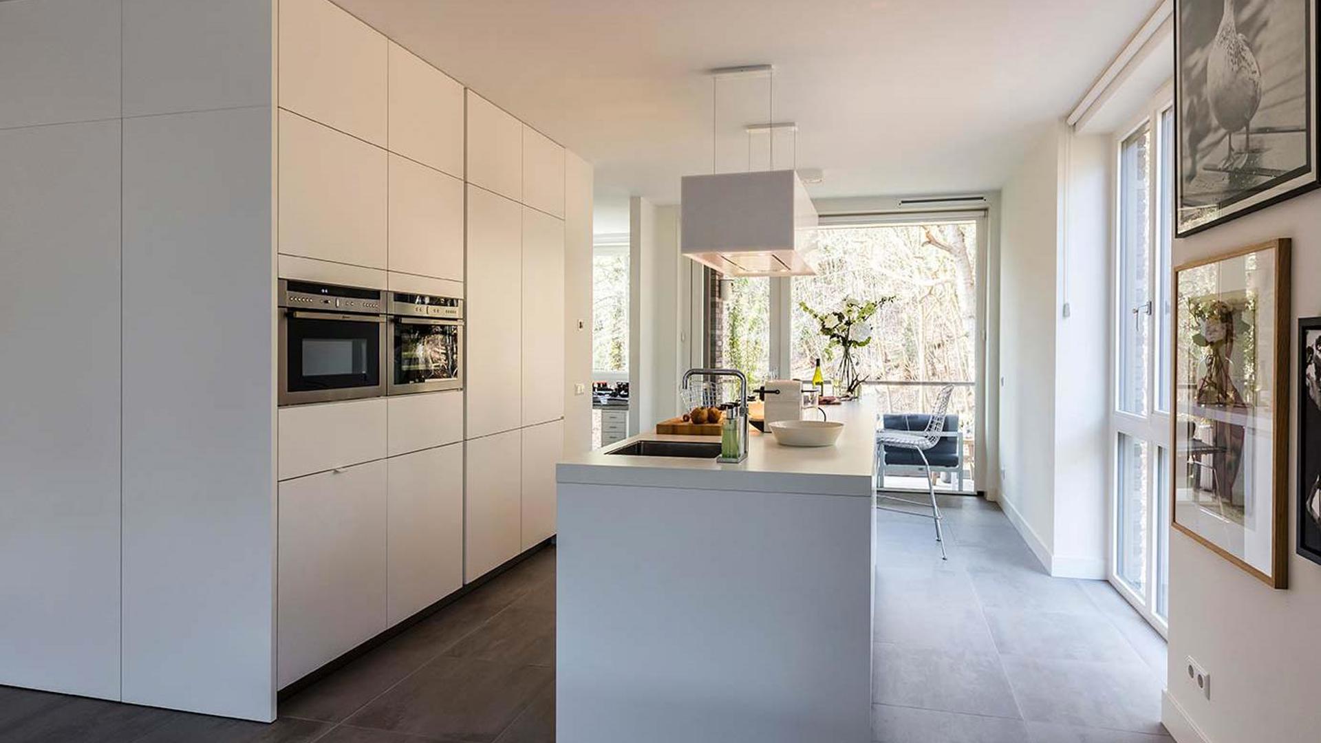 Luxe keuken met luxe eiland