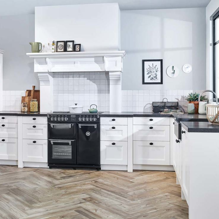 Nieuw Witte keuken: gevoel van rust en ruimte. Laat u inspireren! MA-12