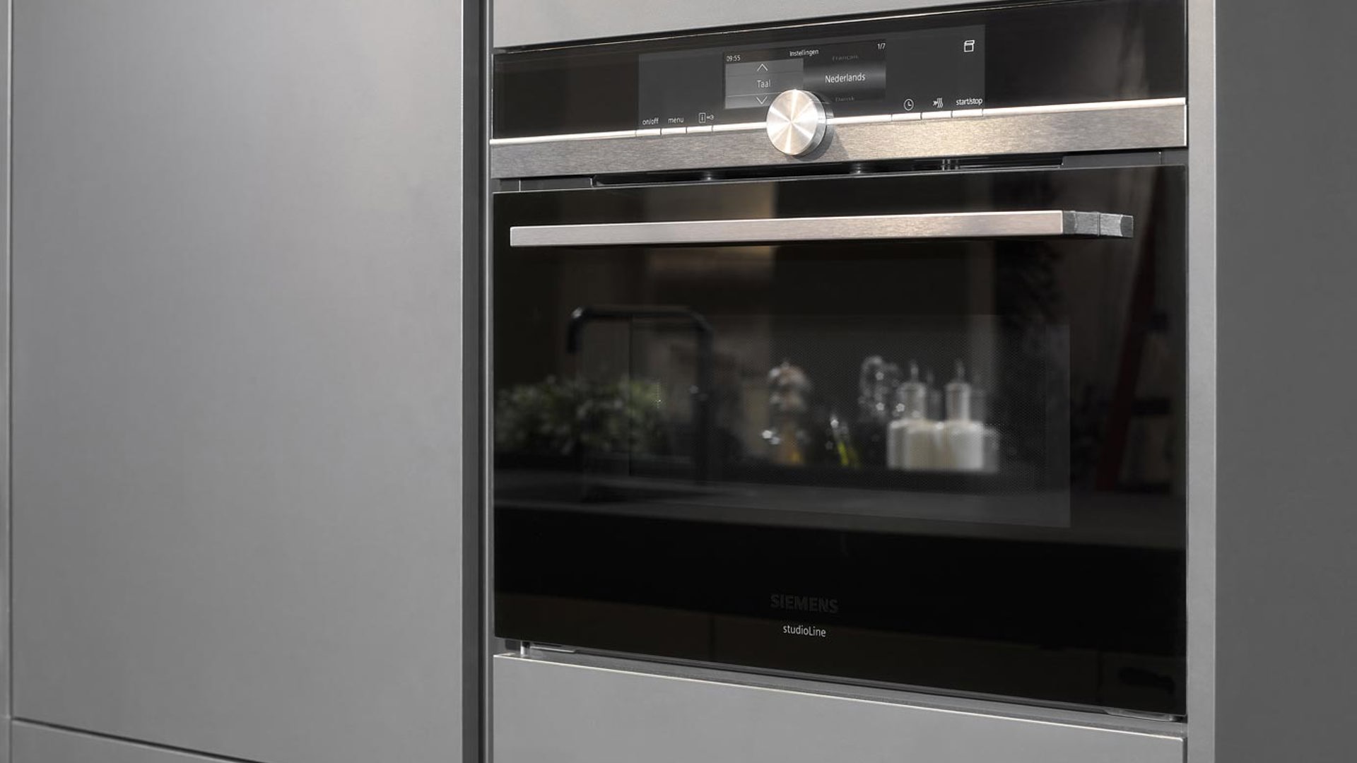 SieMatic keukeneiland met  Siemens oven