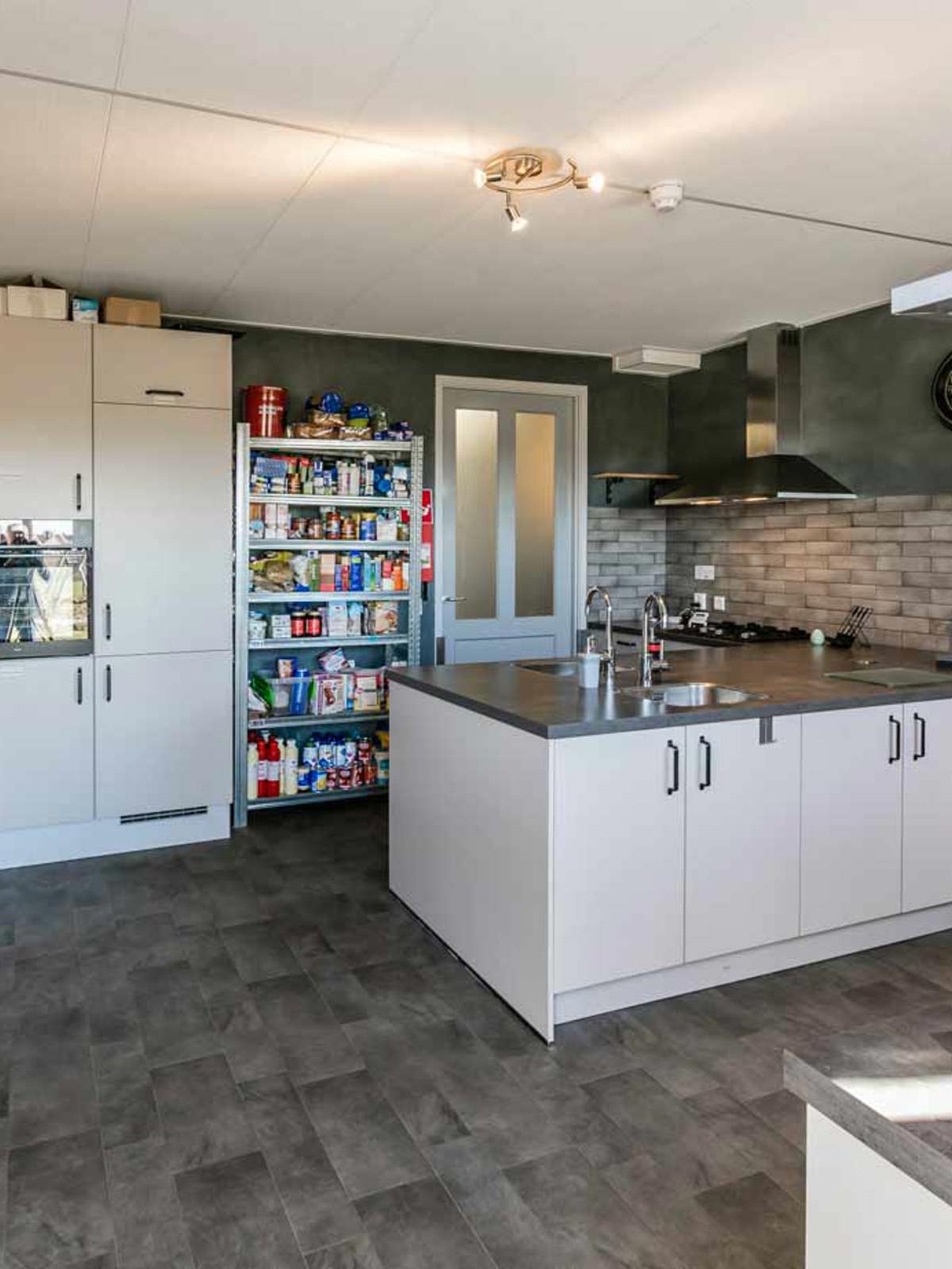 Zorgboerderij met vier ‘leer’-keukens Lea en Rien van Viegen van Zorgboerderij Buitenhorst