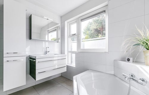 Badkamer Lelystad met prachtig meubel