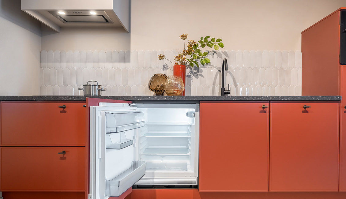 Moderne rode keuken R21 - Stijlvol, functioneel & goedkoop