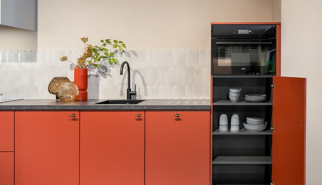 Moderne rode keuken R21 - Stijlvol, functioneel & goedkoop