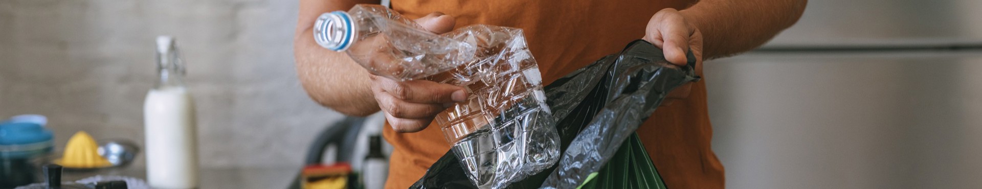 Plastic In De Keuken LR