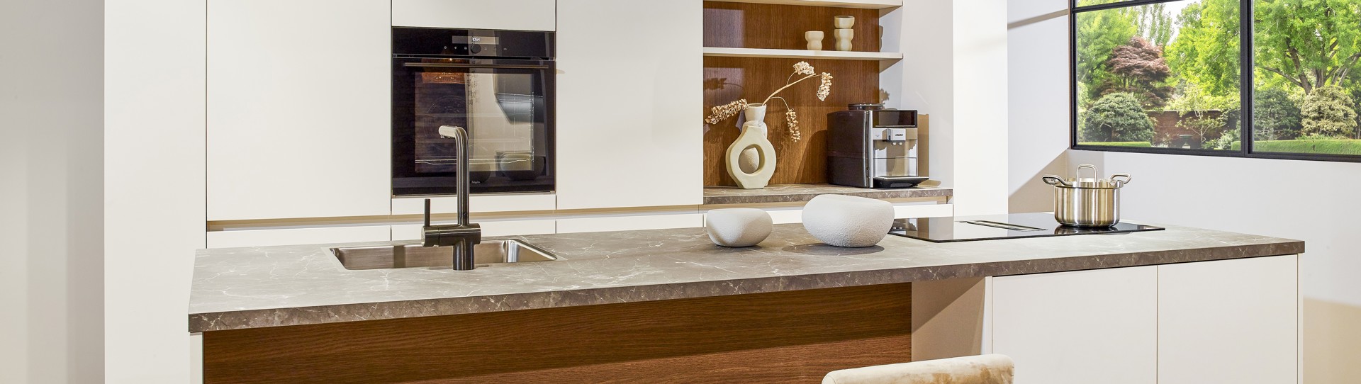 Anovi BR9 2290446 385 E1