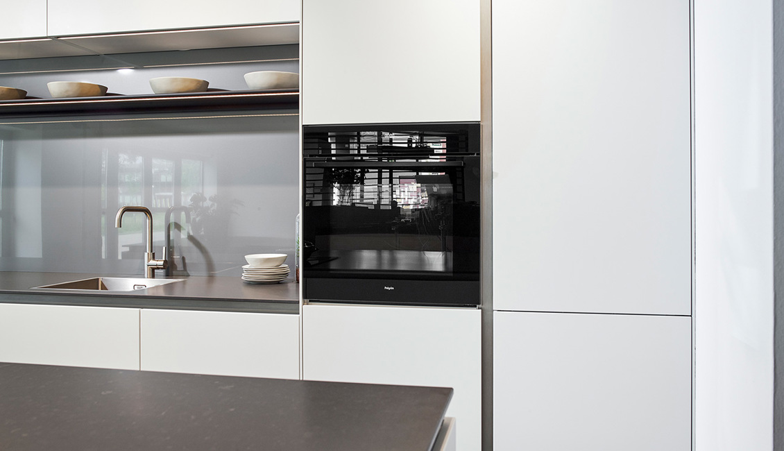 Keuken met eiland en Pelgrim oven