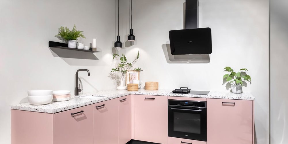 Roze Moderne Hoekkeuken (1)