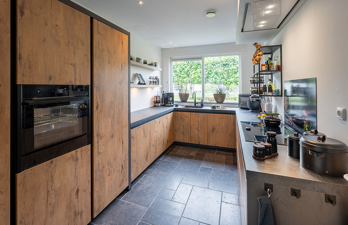 250625 KE Ardi Mwvanoers Zevenbergen 467 HDR WB